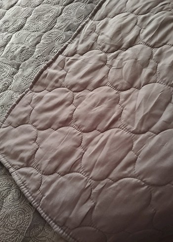Koyu Mor kadife Desenli Yatak Örtüsü - Görsel 10