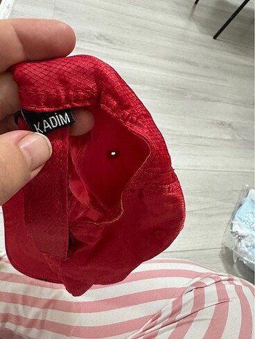 Kırmızı şapka - Görsel 4