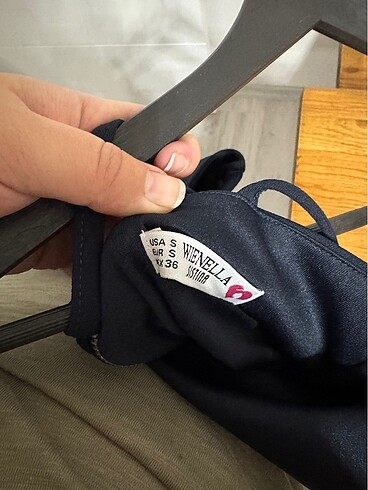 Mini işlemeli elbise - Görsel 5