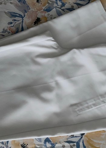 Düğmeli Beyaz Kadın Kumaş Pantolon