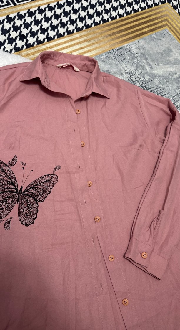 Uzun Kollu Düğmeli kelebek desenli Tunik - Görsel 4