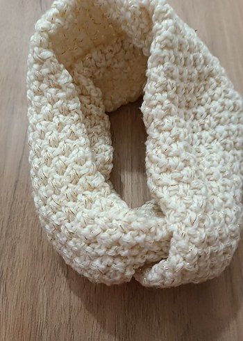 Örgü Beyaz Kadın Saç Bandı - Görsel 3