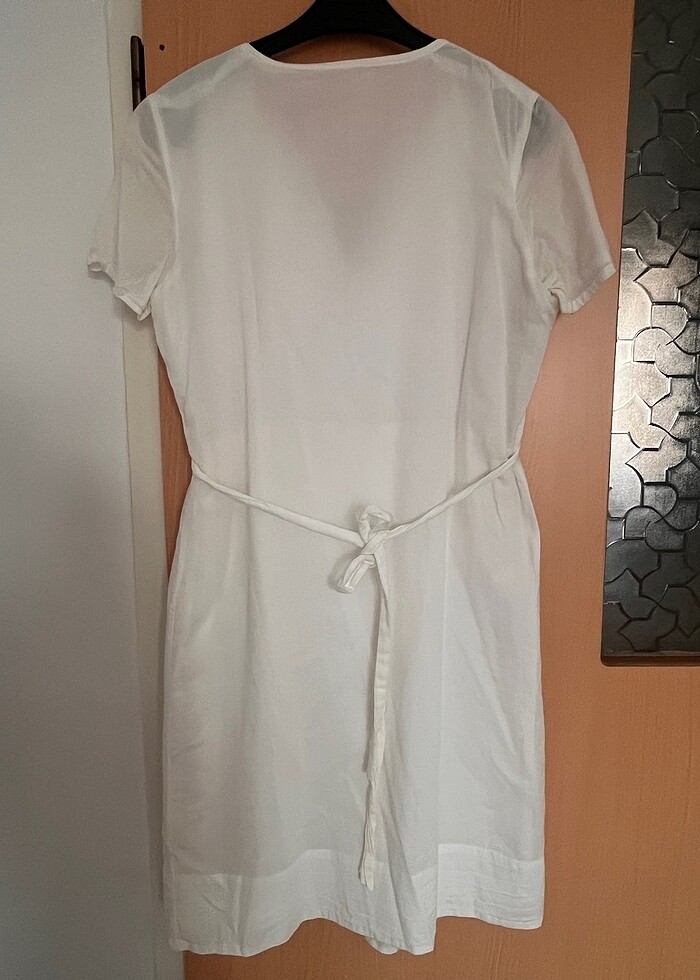 Beyaz Elbise - Görsel 3