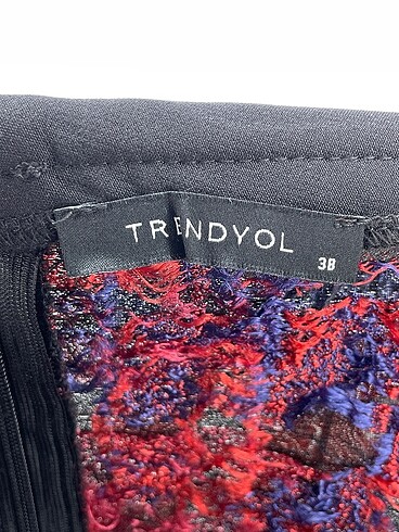 38 Beden çeşitli Renk Trendyol & Milla Mini Etek %70 İndirimli.