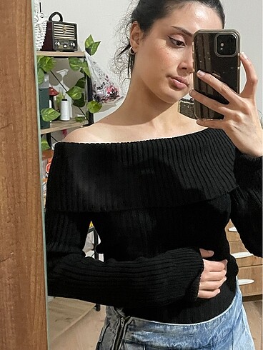 Stradivarius Omuzu açık kazak