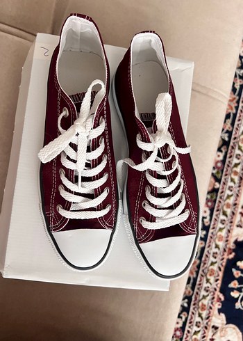 Converse Bordo Bağcıklı Günlük Sneaker