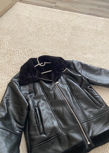 40 Beden siyah Renk Kürk Detaylı Siyah Deri Biker Ceket