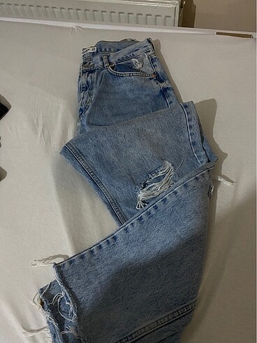 42 Beden pull&bear pantolon