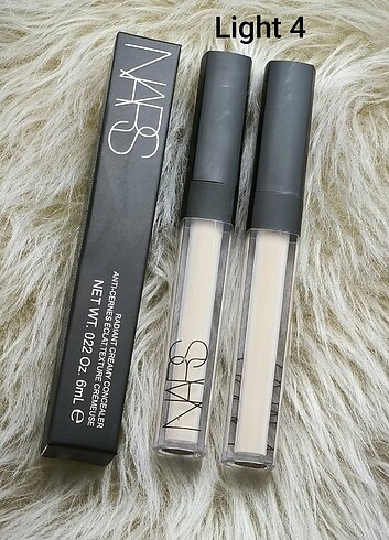 Nars Fırçalı Kapatıcı Light 4 Açık Ton 