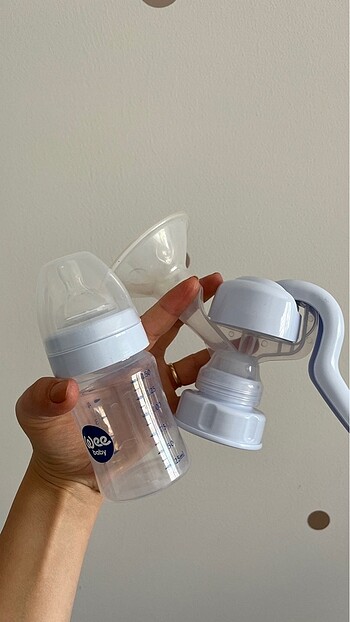 Wee baby göğüs pompası