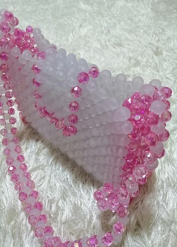 Zara Pembe Boncuk İşlemeli Kadın Çanta