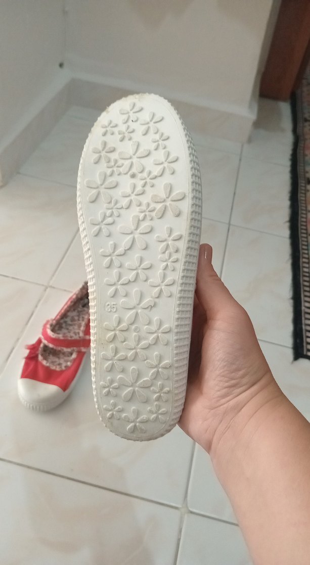 Kız Çocukları İçin Kırmızı Bağcıklı Babet - Görsel 3