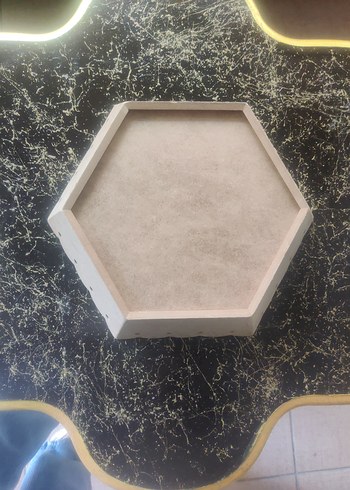 Altıgen Dalgalı Kenarlı Ekmeklik - Görsel 3