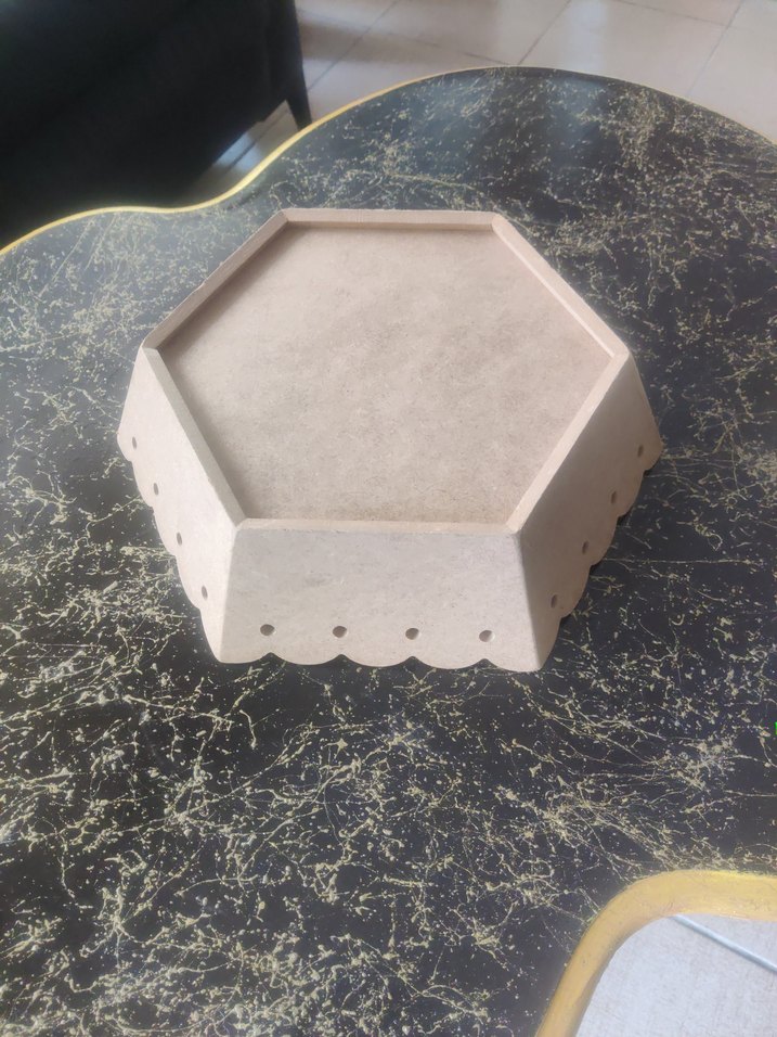 Altıgen Dalgalı Kenarlı Ekmeklik - Görsel 4