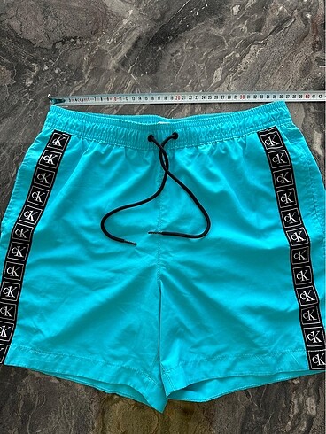 Deniz şortu calvin klein