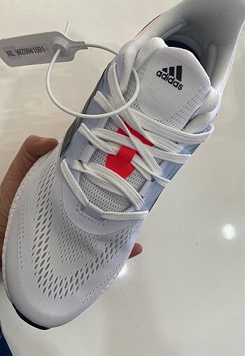 43 Beden beyaz Renk Adidas spor ayakkabı