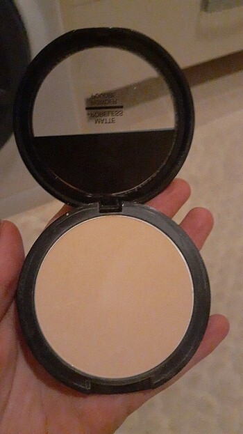 Maybelline pudra ivory