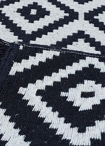  Beden siyah Renk Piramit desen antik kilim paspas