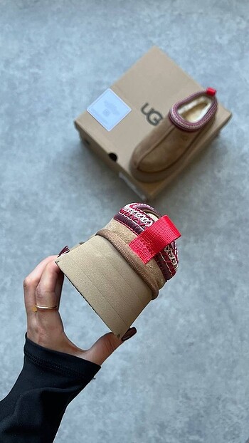 Ugg Ugg Tazz Slıpper 37 Numara