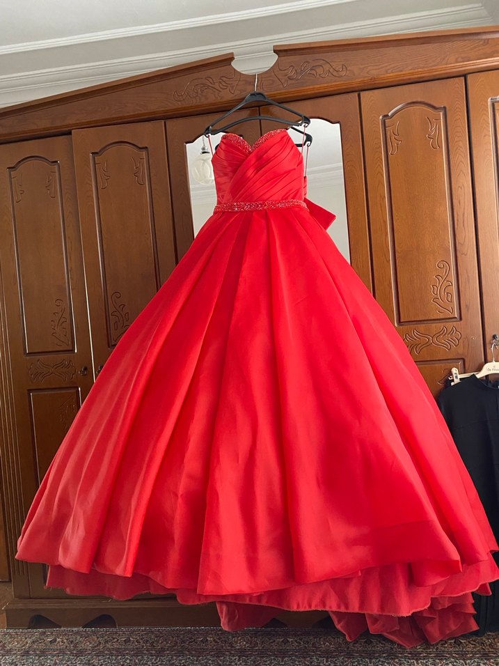 Kırmızı Kına Nişan Elbisesi - Görsel 4