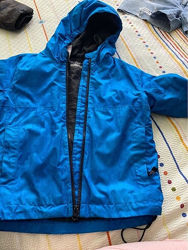 adidas 5/6 yaş mont