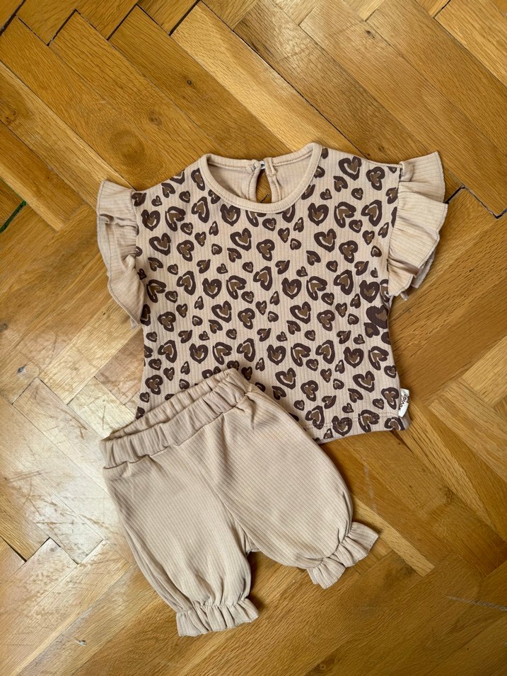 Leopar Desenli Fırfırlı Bebek Kız Takımı - Görsel 3