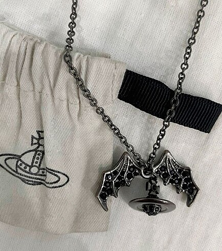 Vivienne Westwood Bat Kolye