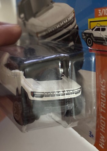 Beden GMC Hummer EV Beyaz Oyuncak Araba