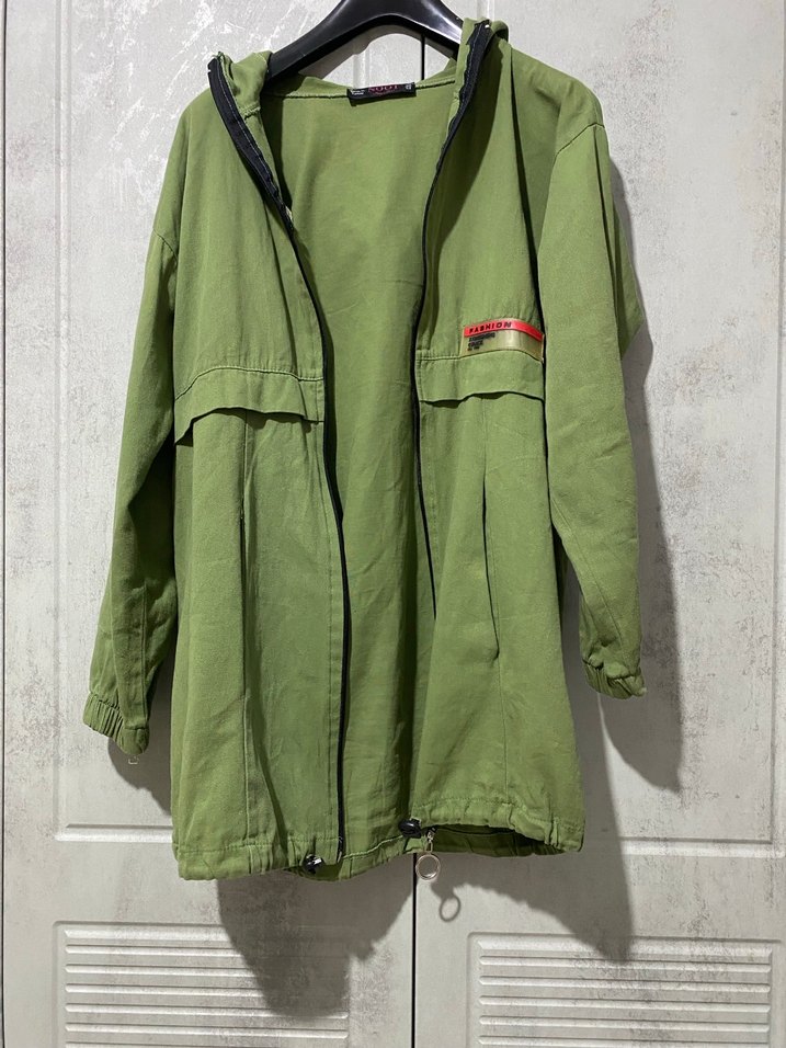 Yeşil Kapüşonlu Kadın Ceket - Görsel 4