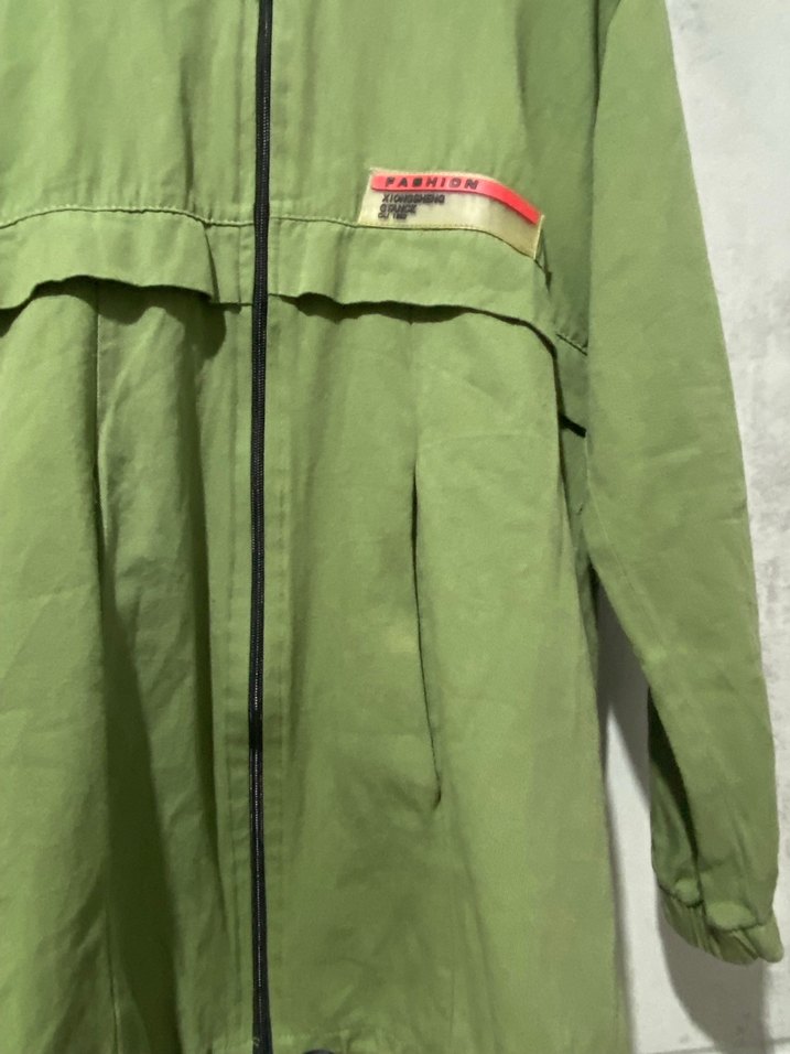 Yeşil Kapüşonlu Kadın Ceket - Görsel 2