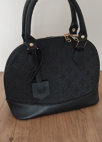 Klasik Siyah Deri Kadın Çanta - Görsel 2