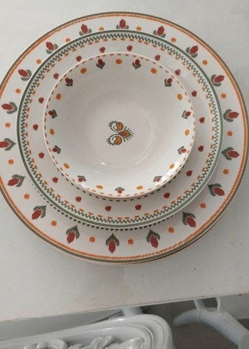 Çok Renkli Desenli Tabak ve Kase Seti - Görsel 3