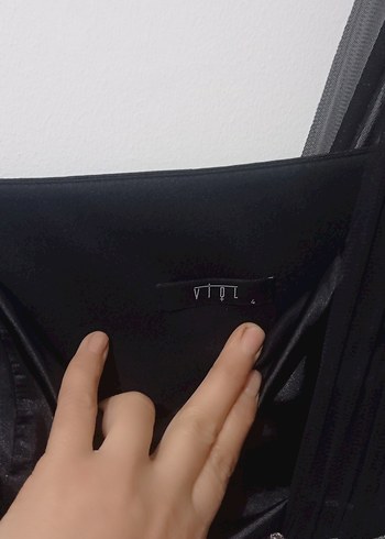 İnce Askılı Siyah Uzun Gotik Abiye Elbise - Görsel 3