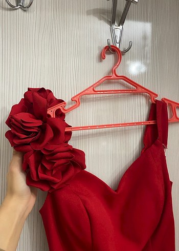 Kırmızı Drapeli Uzun balık Abiye Elbise - Görsel 8