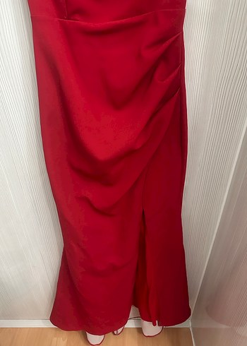 Kırmızı Drapeli Uzun balık Abiye Elbise - Görsel 2