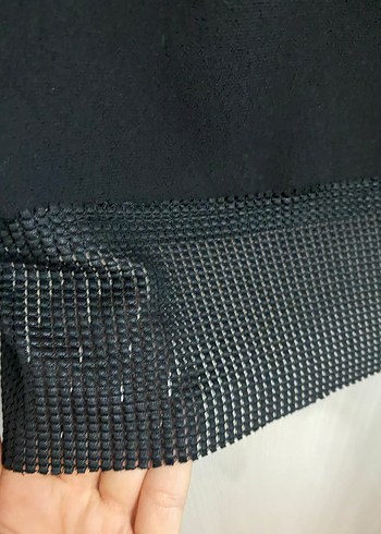 Sırt dekolteli Siyah Kolsuz Bluz - Görsel 5