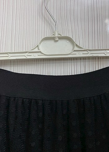 Puantiye Desenli Siyah Uzun Pilili Etek - Görsel 3