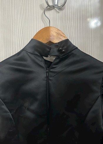 Saten Siyah Uzun kapalı abiye - Görsel 6