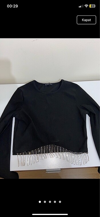 Siyah crop