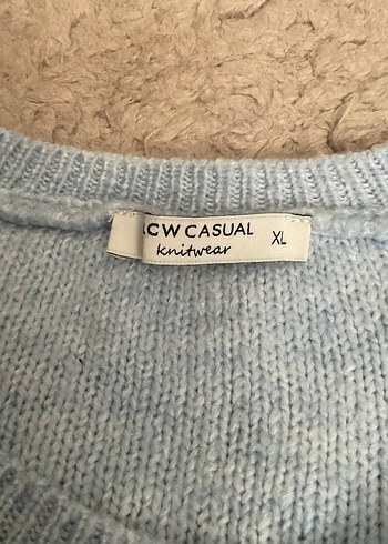 LC Waikiki Mavi Örgü Kadın Kazak