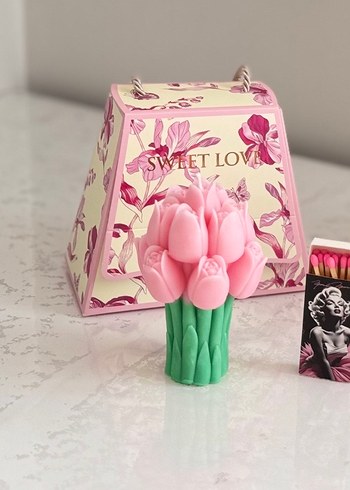  Beden Pembe Lale Tasarımlı Mum ve Kutusu
