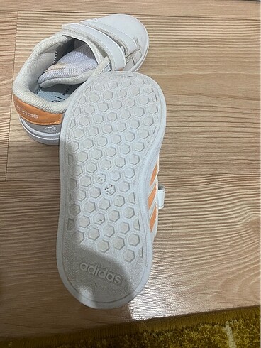 23 Beden Orjinal Adidas çocuk ayakkabı