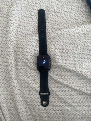 Apple Watch seri 3 42mm çiziksiz