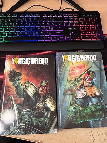 Judge Dredd (Yargıç Dredd) sert kapak çizgi roman