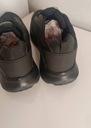 42 Beden siyah Renk Siyah Bağcıklı Spor Ayakkabı