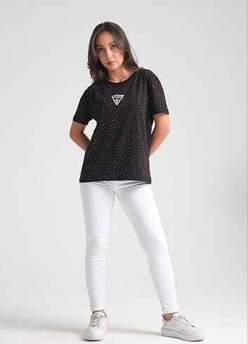 Guess #GUESS TAŞLİ SİYAH TSHİRT