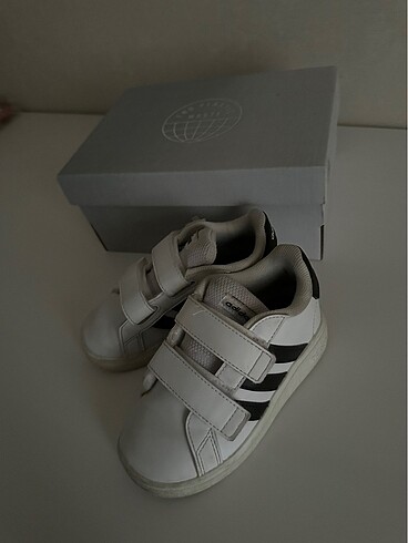 Adidas Çocuk Ayakkabı