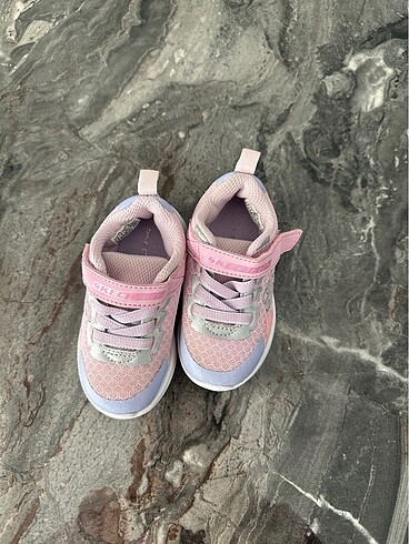 22 Beden çeşitli Renk Skechers kız ayakkabı