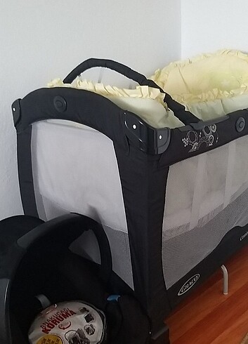  Beden siyah Renk Sıfır ayarında beşik ve ana kucağı