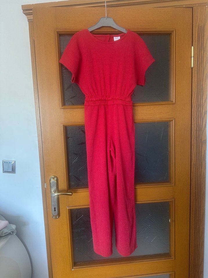 Zara Kırmızı 10 yaş  Piliseli Tulum - Görsel 2